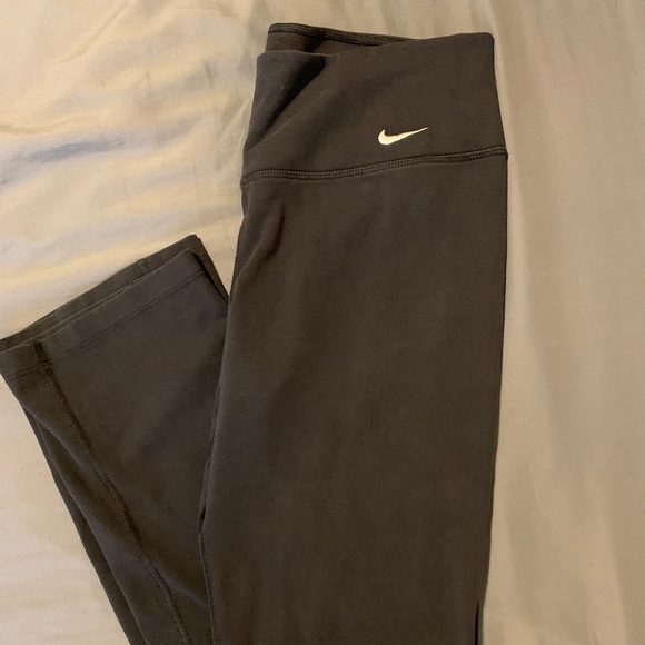 Nike Pants - Nike yoga pant